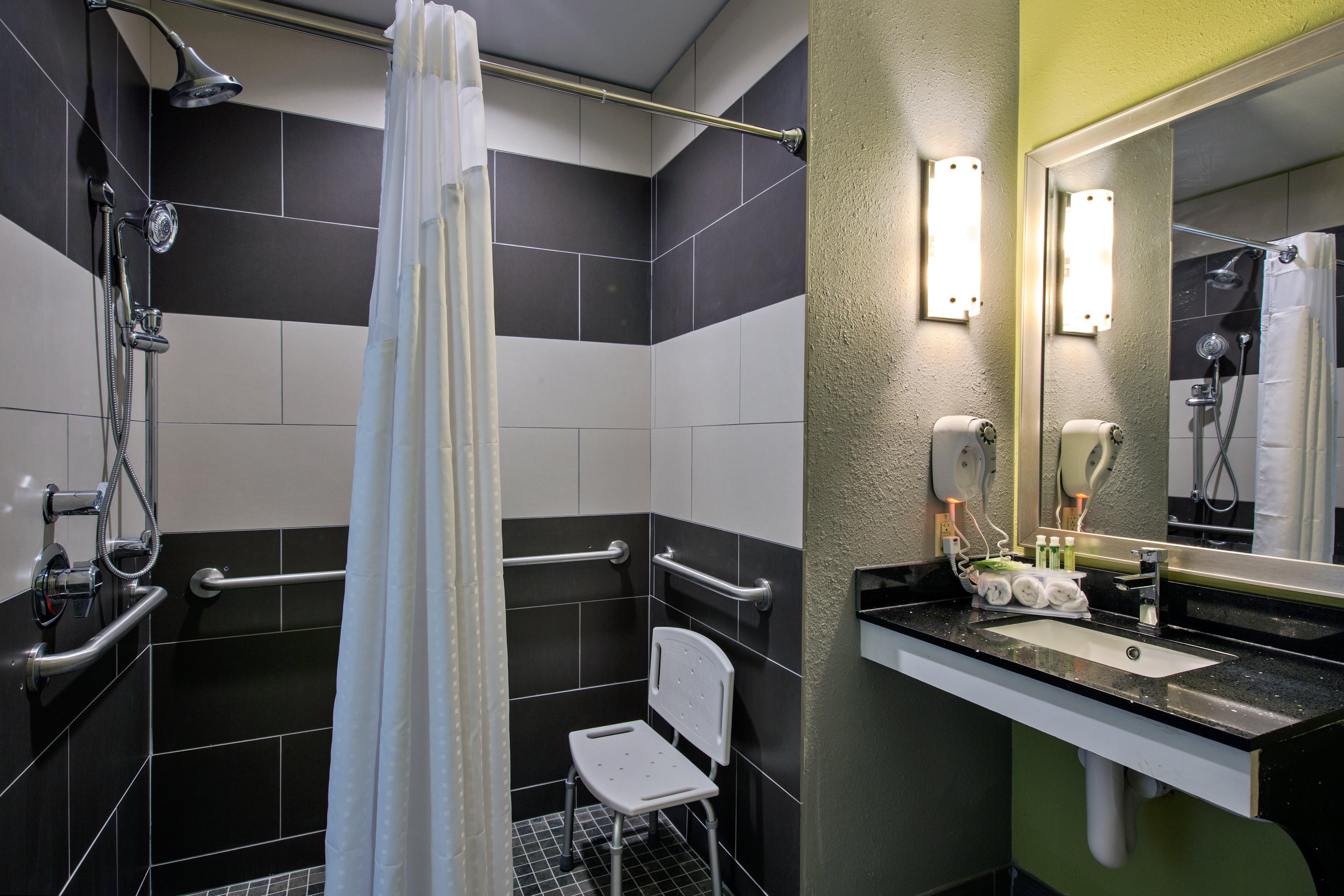 Express & By Ihg Hotel