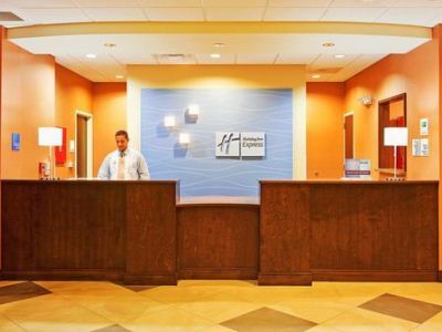 Hotel Express & By Ihg 3*